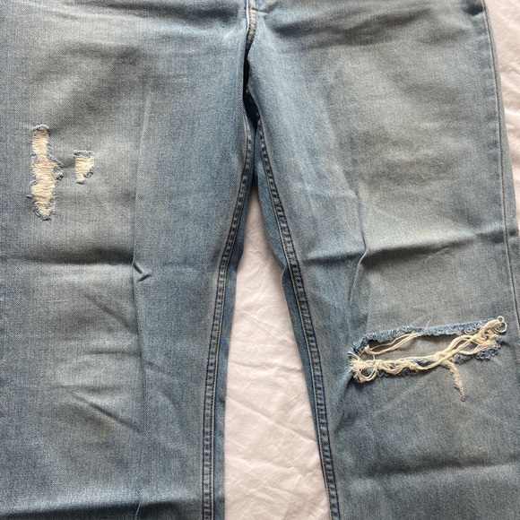 Reformation Danny Mid Relaxed Jean in color Skye size 29 - Picture 6 of 8